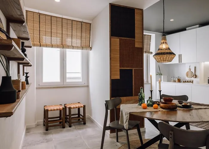Barambu - 3 Bedrooms And Office In Avenidas Novas * Lisboa