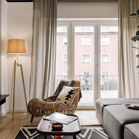 Barambu - 3 Bedrooms And Office In Avenidas Novas Lissabon