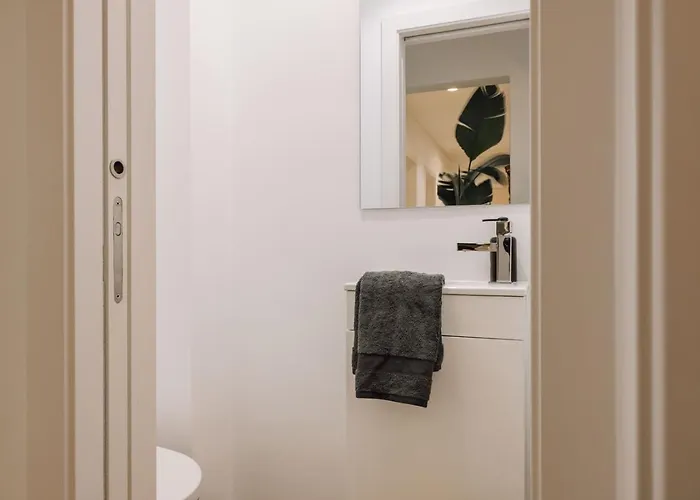 Barambu - 3 Bedrooms And Office In Avenidas Novas Лиссабон