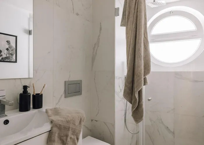 Barambu - 3 Bedrooms And Office In Avenidas Novas * Lisboa