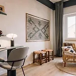 Barambu - 3 Bedrooms And Office In Avenidas Novas 아파트 *