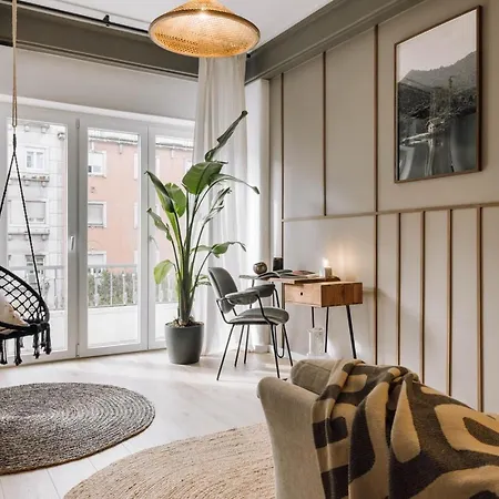 Barambu - 3 Bedrooms And Office In Avenidas Novas Apartament